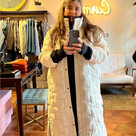 Jayma_c is going live!!! - Picture 4 of 10